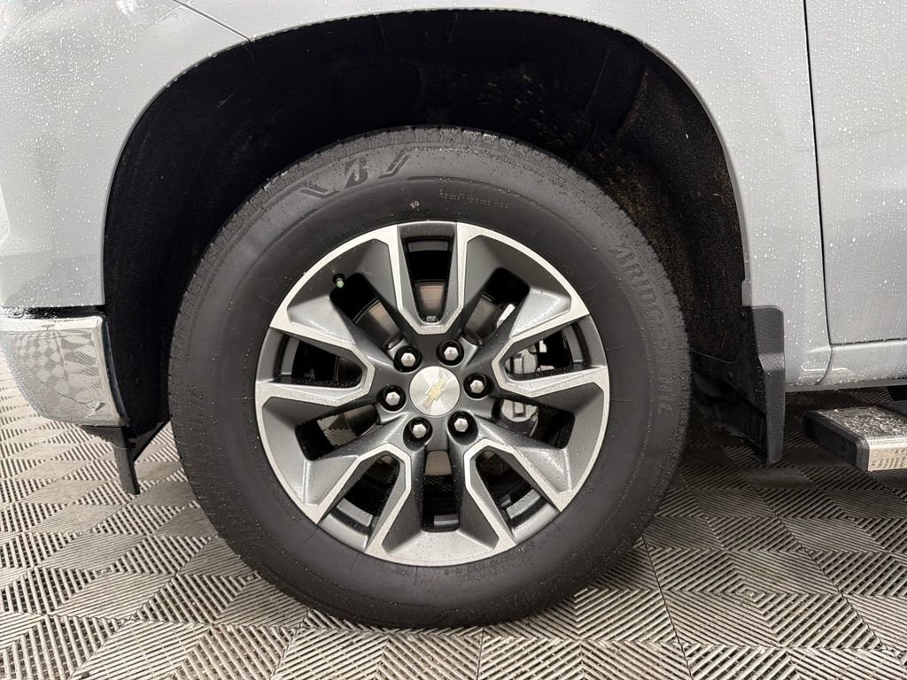 Used 2024 Chevrolet Silverado 1500 LT w/ Convenience Package II image 13