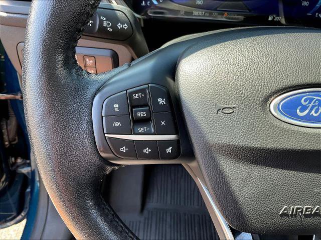 Certified 2020 Ford Escape Titanium AWD/4WD image 13