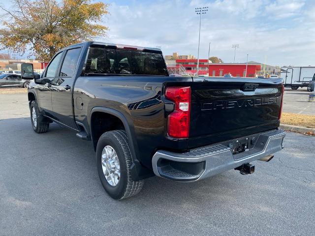 Used 2024 Chevrolet Silverado 2500 LT w/ Convenience Package image 3