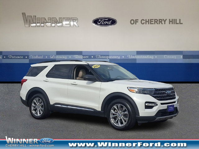 Certified 2023 Ford Explorer XLT w/ Equipment Group 202A