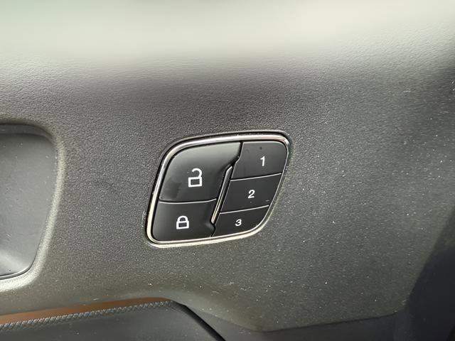 Certified 2025 Ford Bronco Sport Outer Banks w/ Outer Banks Tech Package+ AWD/4WD image 23