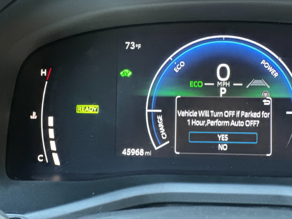 Used 2025 Toyota Camry SE FWD image 23