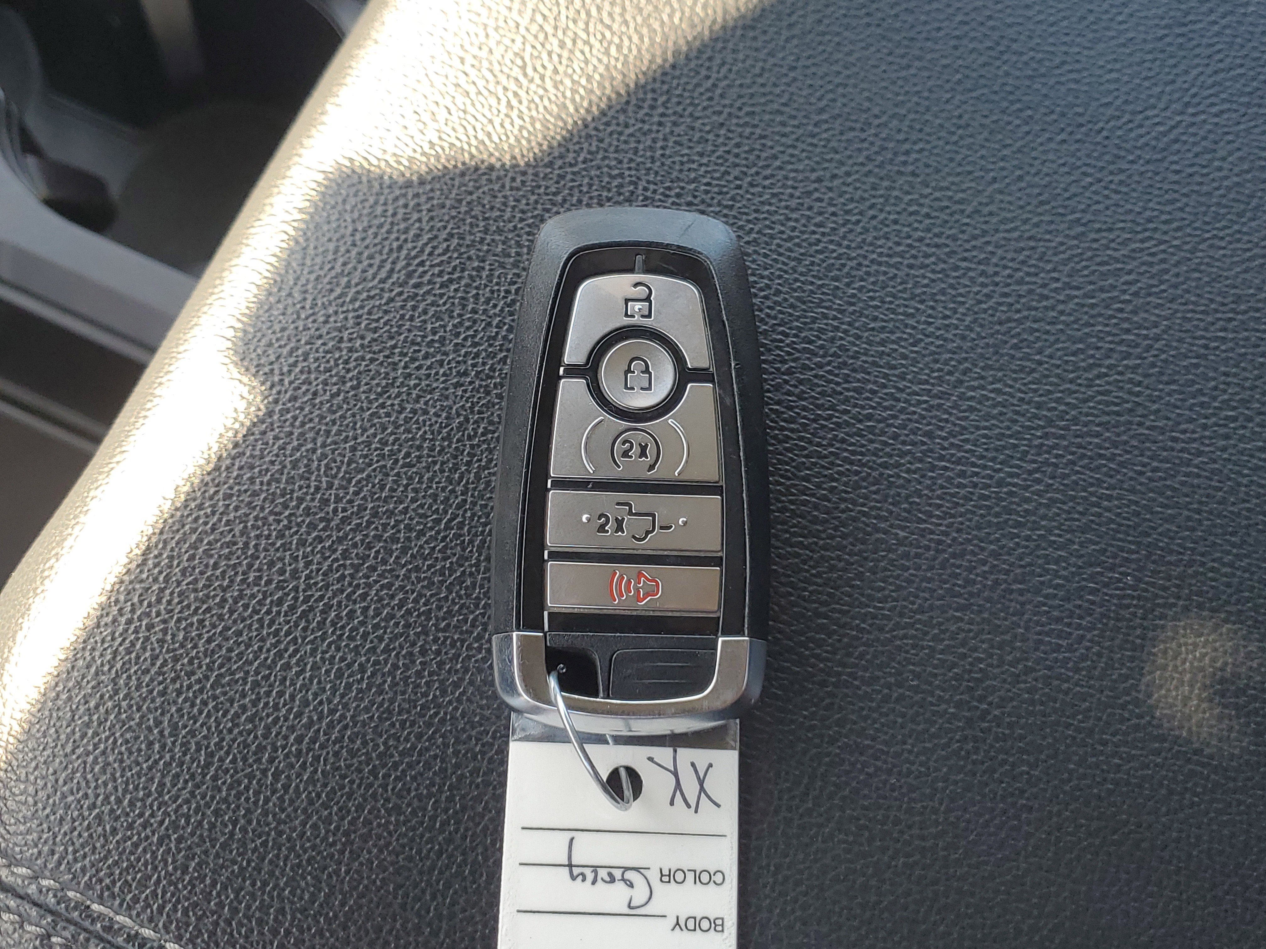 Certified 2024 Ford F250 Lariat w/ Chrome Package image 29