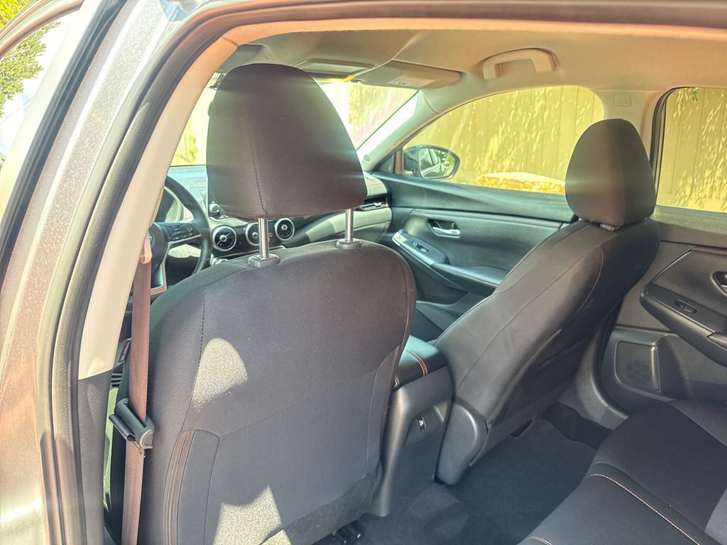 Used 2025 Nissan Sentra SR FWD image 22