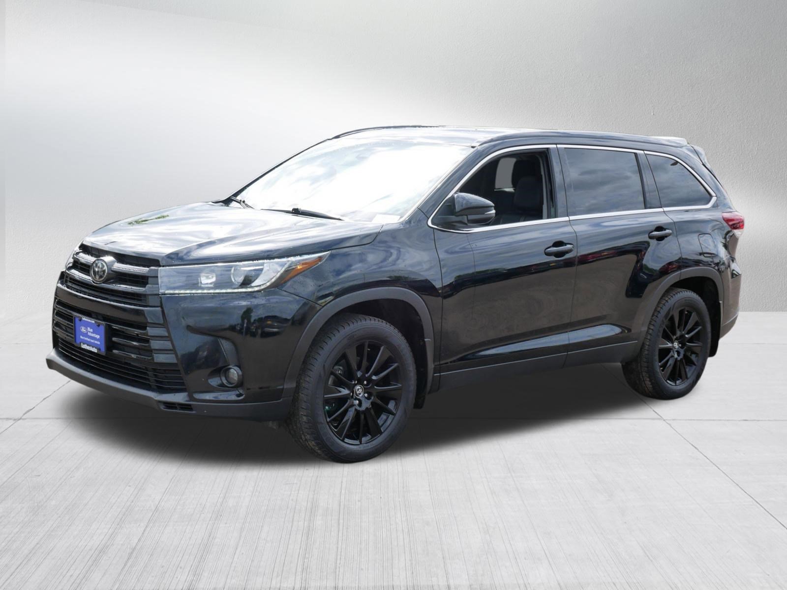 Used 2019 Toyota Highlander SE AWD/4WD image 3