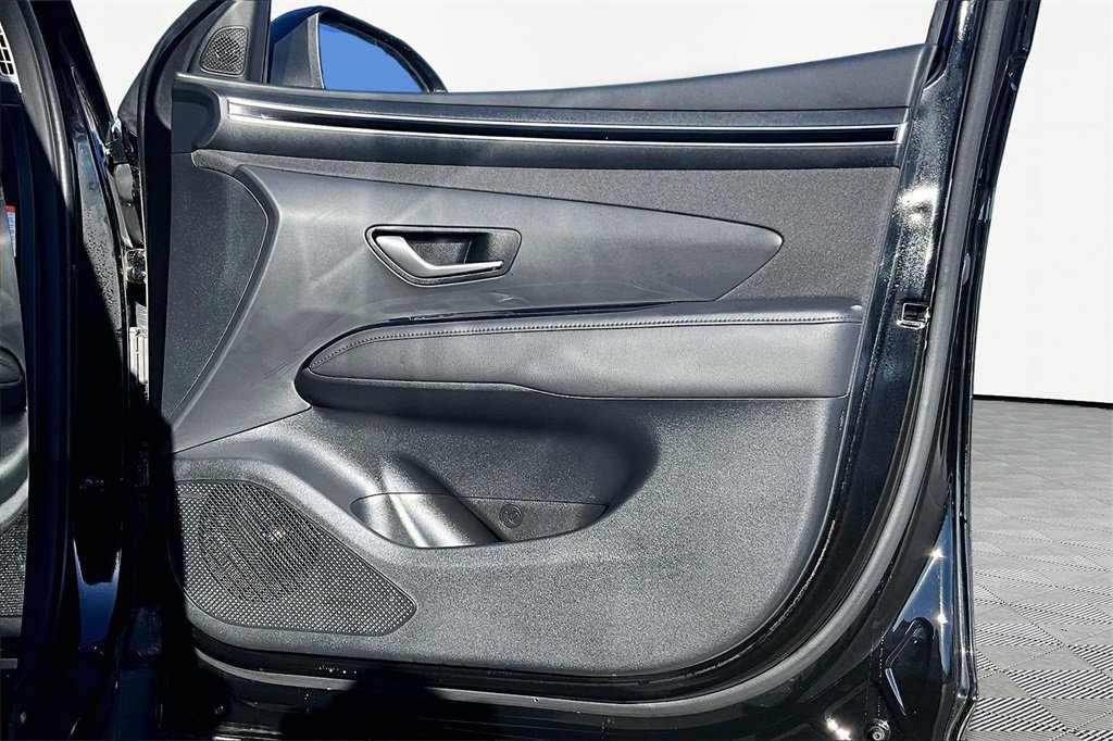 Used 2024 Hyundai Tucson Limited image 24