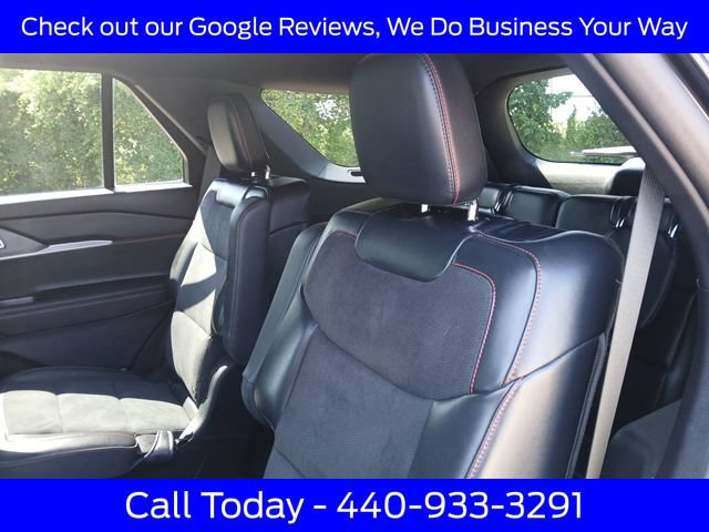 Certified 2025 Ford Explorer ST w/ Sun And Sound Package AWD/4WD image 33