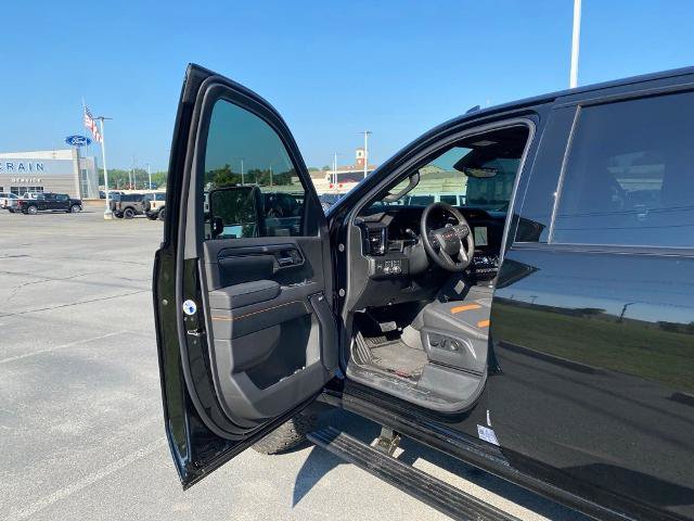 Used 2026 GMC Sierra 2500 AT4 w/ AT4 Premium Plus Package AWD/4WD image 10