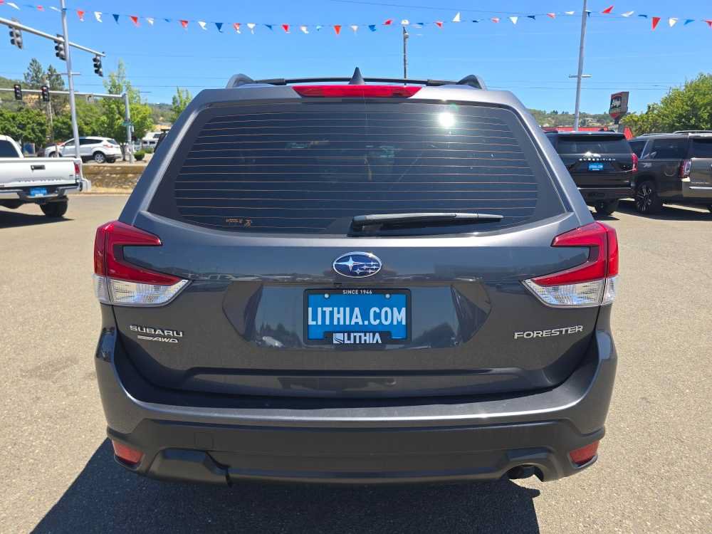 Used 2020 Subaru Forester w/ Alloy Wheel Package AWD/4WD image 4