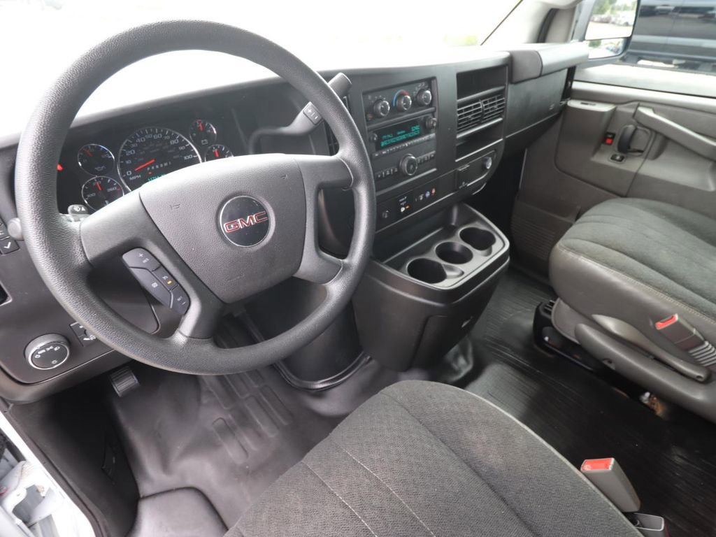 Used 2024 GMC Savana 2500 w/ Driver Convenience Package image 11