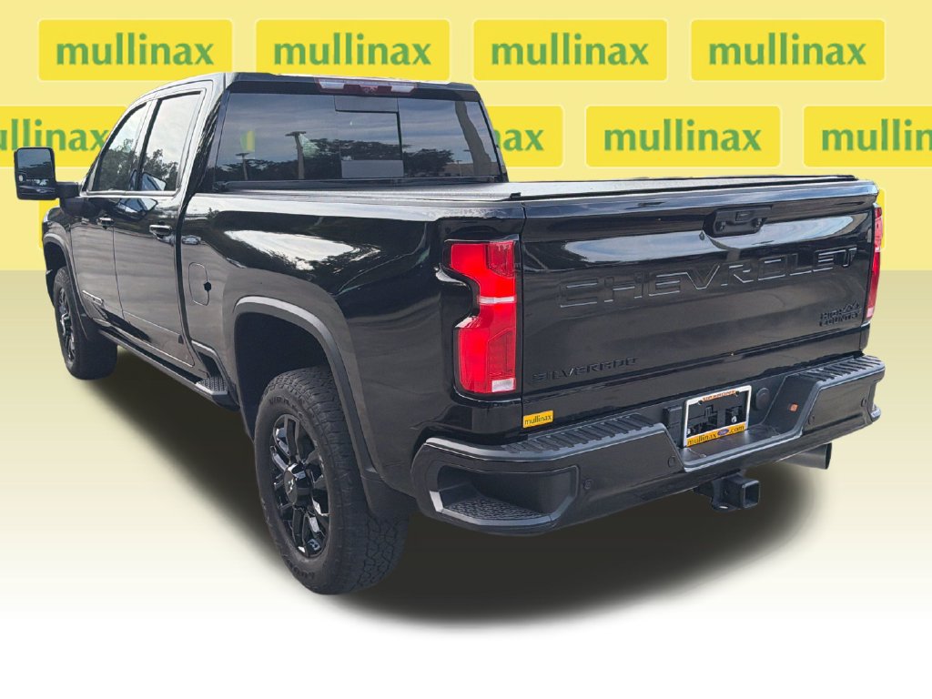 Used 2025 Chevrolet Silverado 2500 High Country w/ Midnight Edition AWD/4WD image 10