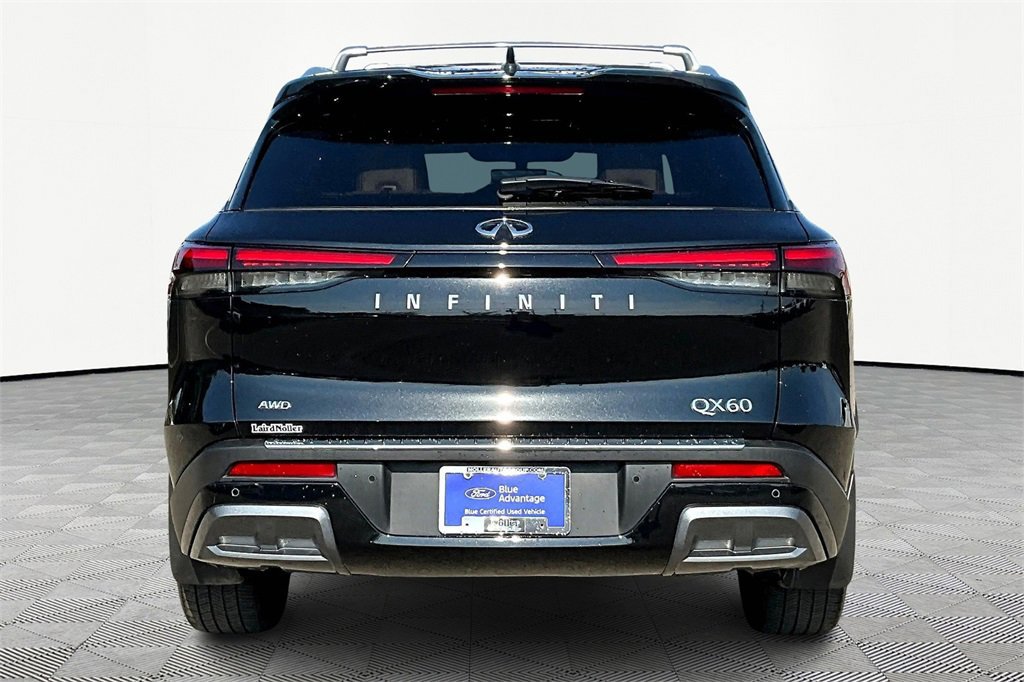 Used 2024 INFINITI QX60 Sensory w/ Vision Package image 3