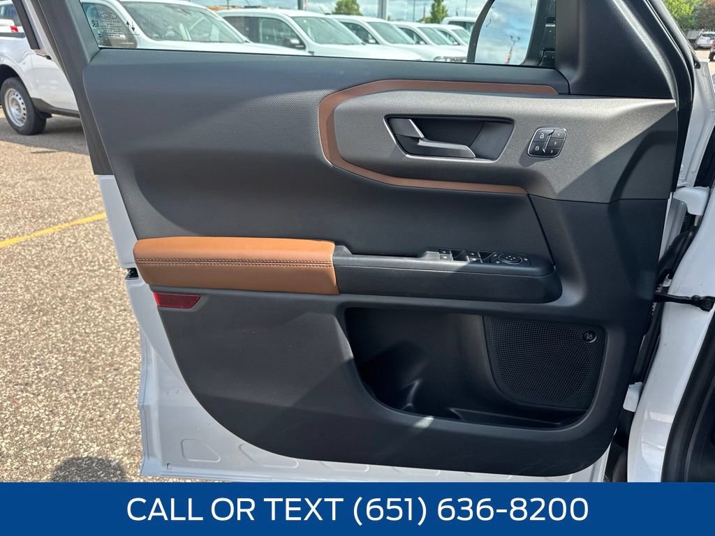 Certified 2025 Ford Bronco Sport Outer Banks w/ Outer Banks Tech Package+ AWD/4WD image 30