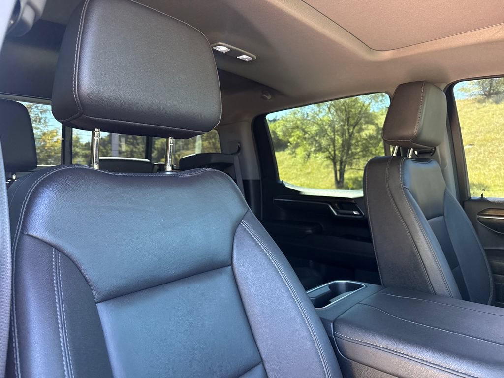 Used 2023 Chevrolet Silverado 1500 RST w/ Redline Edition AWD/4WD image 30