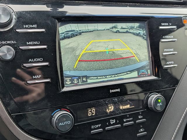 Used 2020 Toyota Camry SE image 13