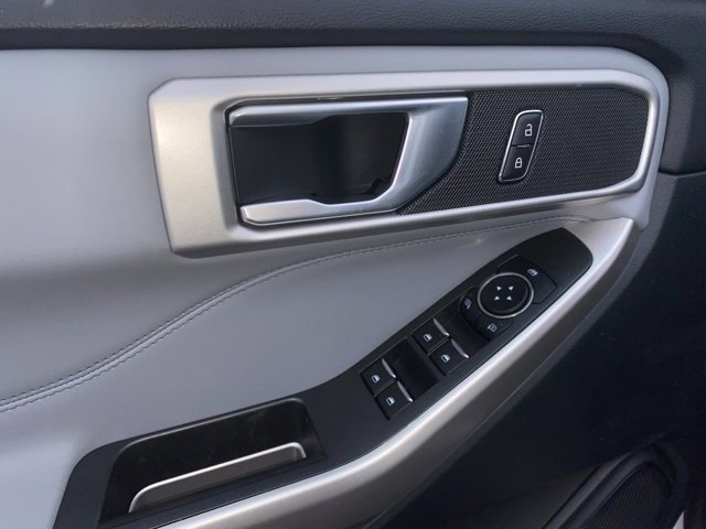 Certified 2023 Ford Explorer XLT w/ Equipment Group 202A image 19