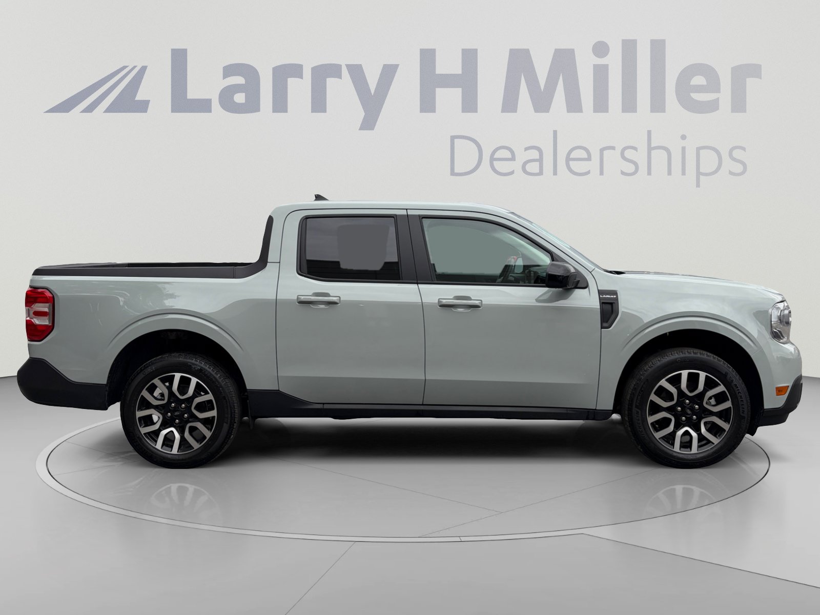 Certified 2024 Ford Maverick Lariat w/ 4K Tow Package AWD/4WD image 6