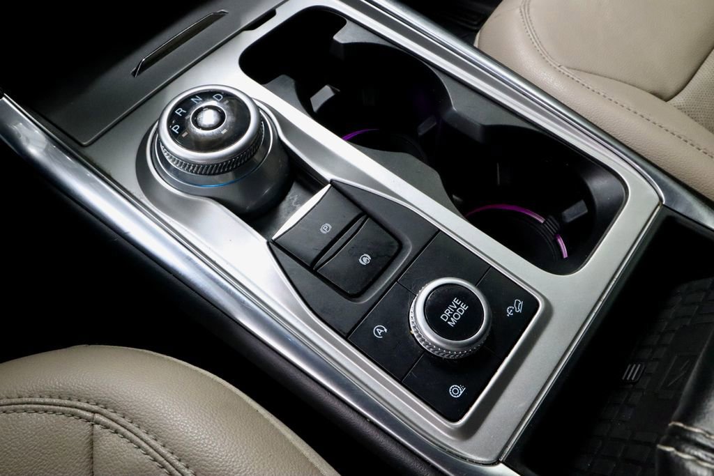 Certified 2021 Ford Explorer Limited w/ Equipment Group 301A image 31