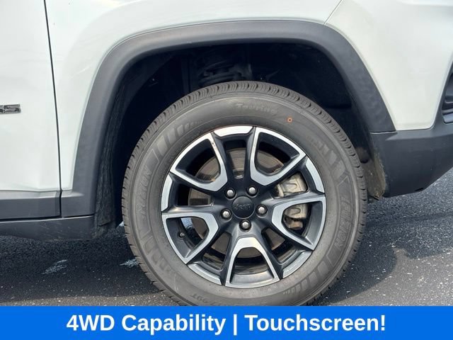 Used 2024 Jeep Compass Trailhawk AWD/4WD image 20