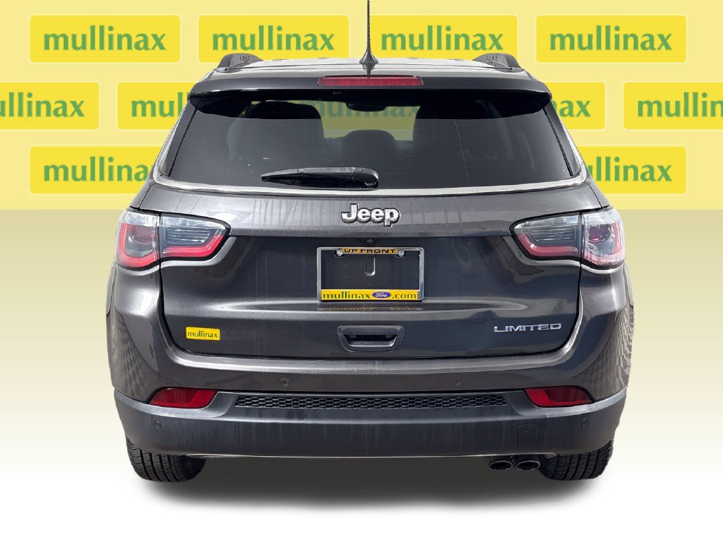 Used 2018 Jeep Compass Limited w/ Navigation Group FWD image 8