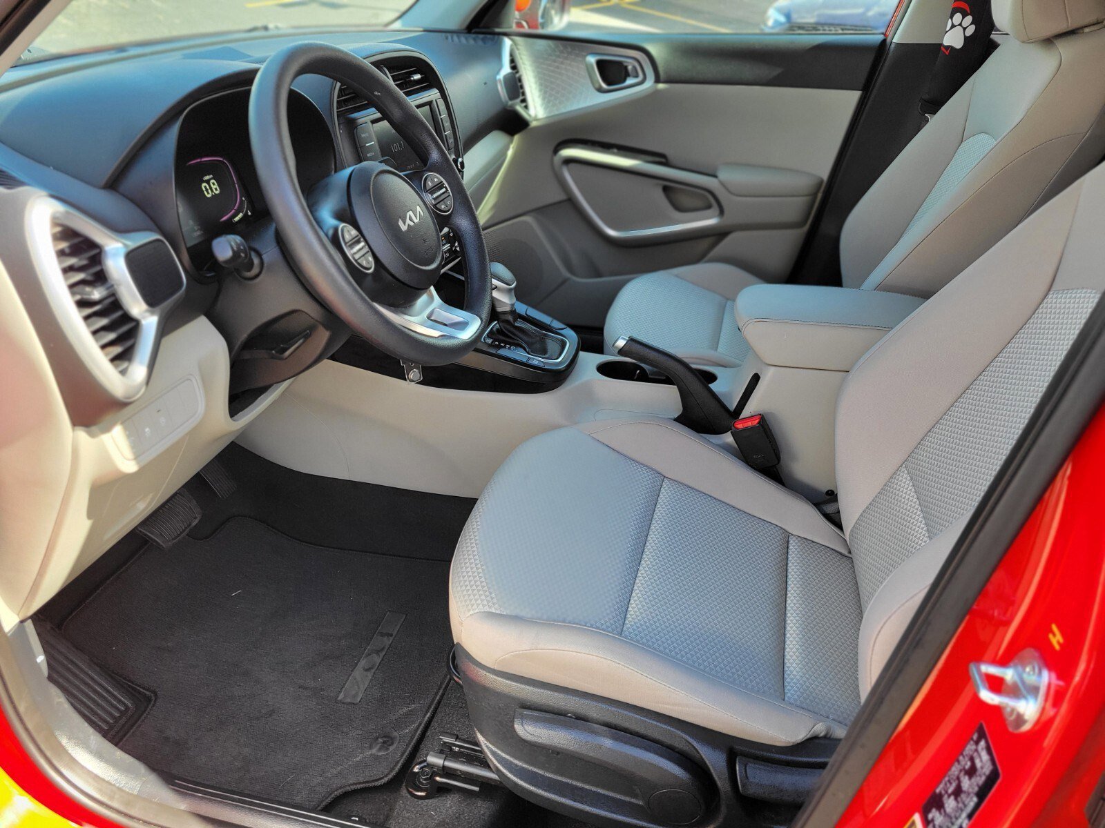 Used 2024 Kia Soul LX w/ Option Group 015 image 19