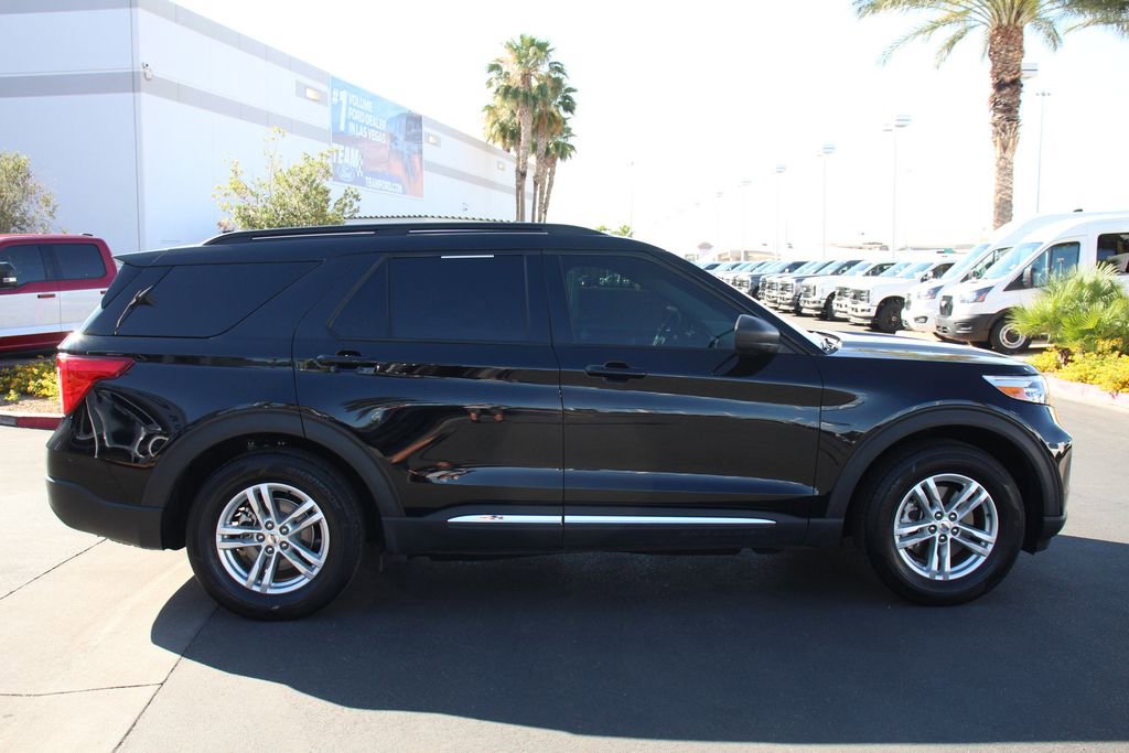 Certified 2022 Ford Explorer XLT RWD image 10