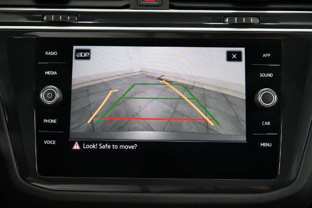 Used 2024 Volkswagen Tiguan SE R-Line FWD image 30