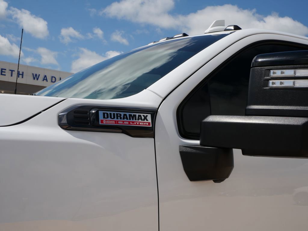 Used 2024 GMC Sierra 2500 AT4 w/ AT4 Premium Plus Package AWD/4WD image 13