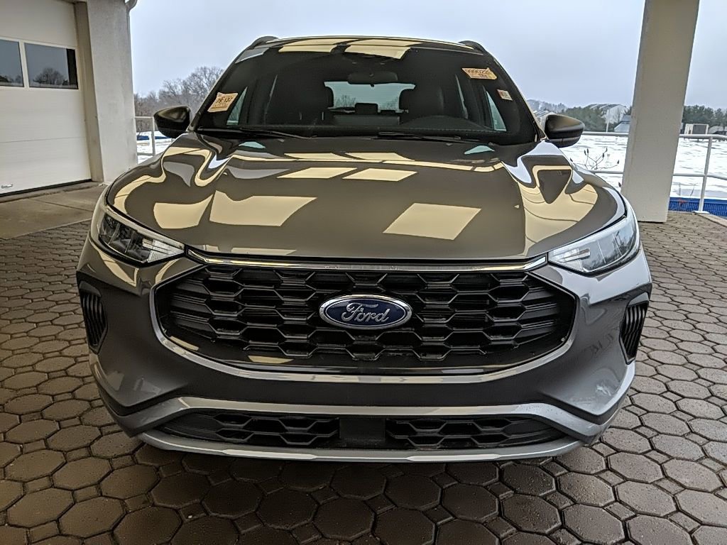 Certified 2024 Ford Escape ST-Line w/ Tech Pack #1 video 2