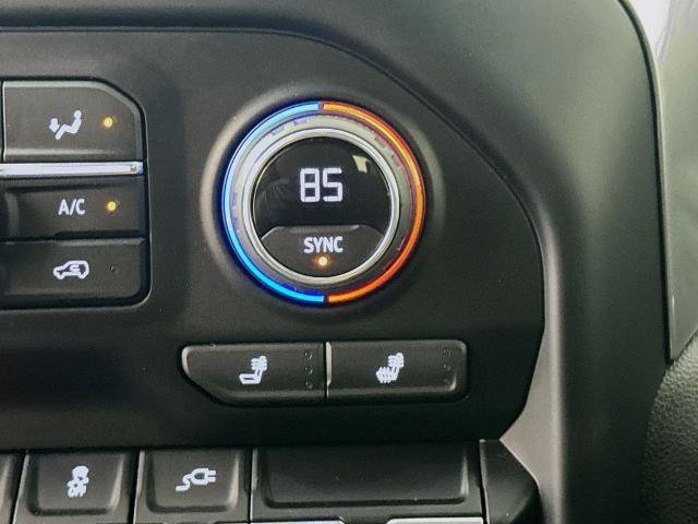 Used 2022 Chevrolet Silverado 3500 LTZ w/ Gooseneck/5TH Wheel Package image 21