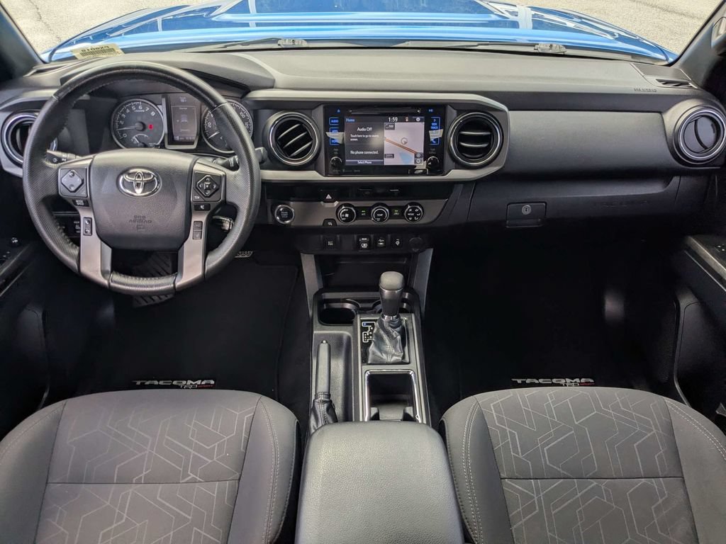 Used 2018 Toyota Tacoma TRD Sport RWD image 18