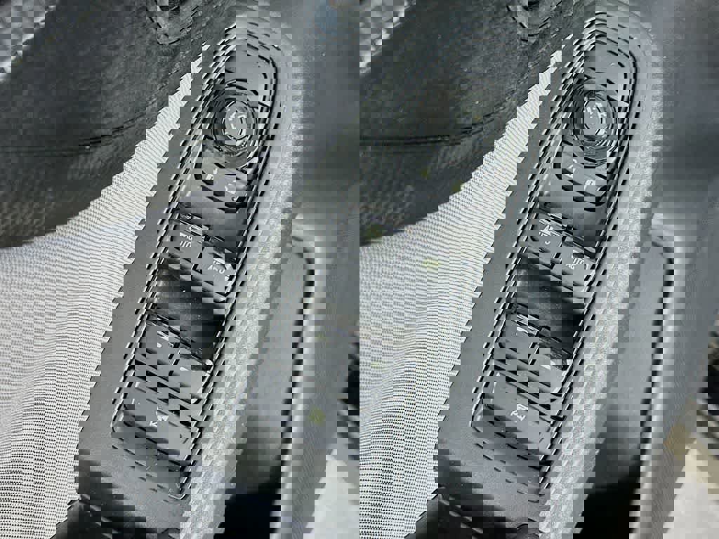 Used 2019 Subaru Crosstrek 2.0i Premium image 27