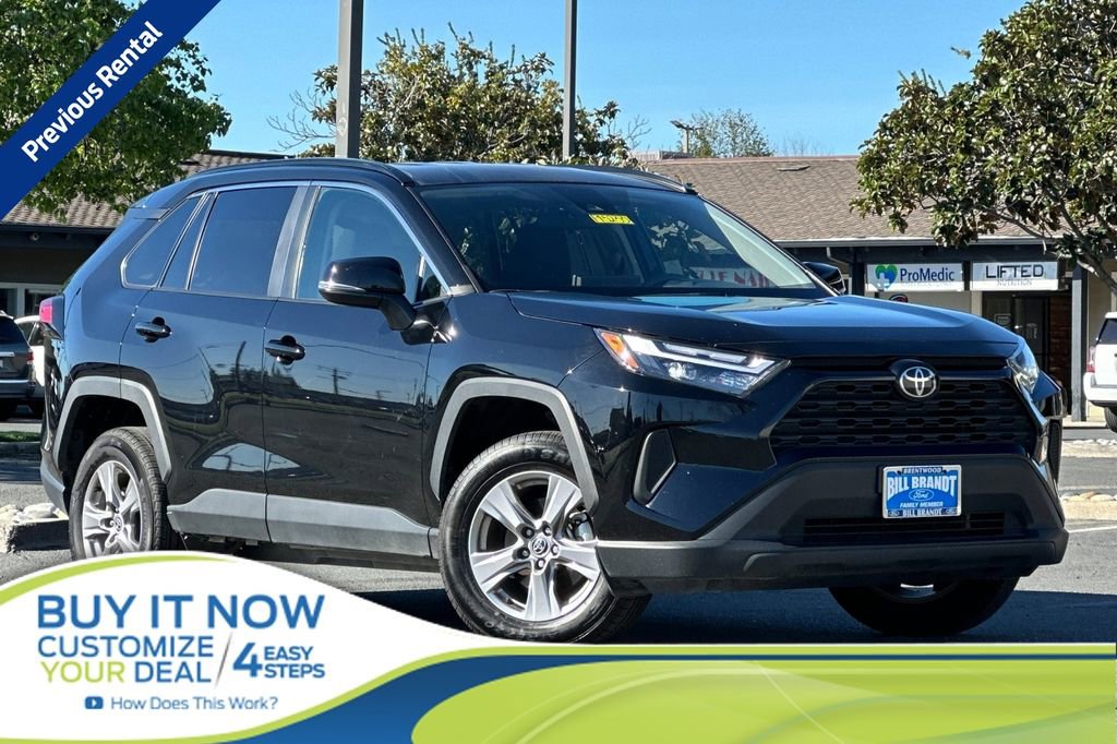 Used 2025 Toyota RAV4 XLE