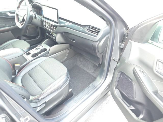 Certified 2023 Ford Escape ST-Line w/ Tech Pack #1 image 12