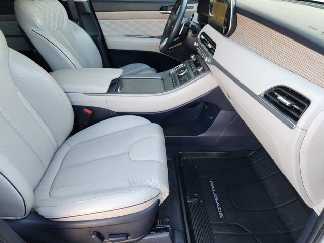 Used 2022 Hyundai Palisade Calligraphy image 13