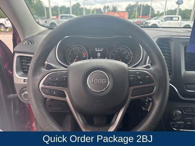 Used 2021 Jeep Cherokee Latitude FWD image 14