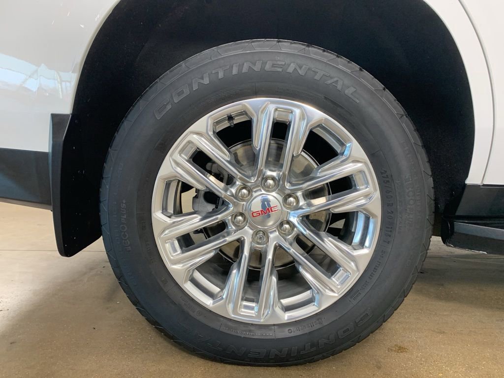 Used 2022 GMC Yukon SLE w/ Gmc Pro Safety Plus Package AWD/4WD image 39