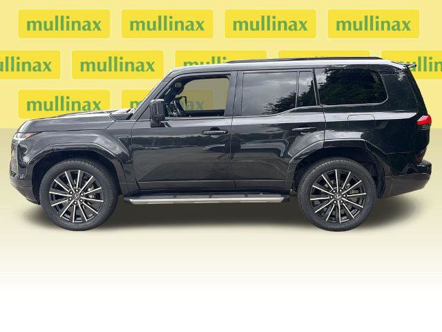 Used 2024 Lexus GX 550 w/ Accessory Package (Z1) AWD/4WD image 11