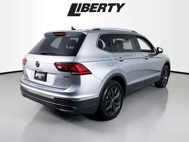 Used 2022 Volkswagen Tiguan SE image 5