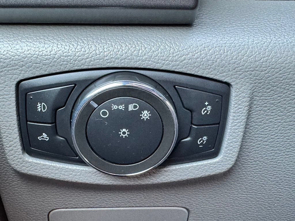 Certified 2020 Ford F150 XLT AWD/4WD image 36