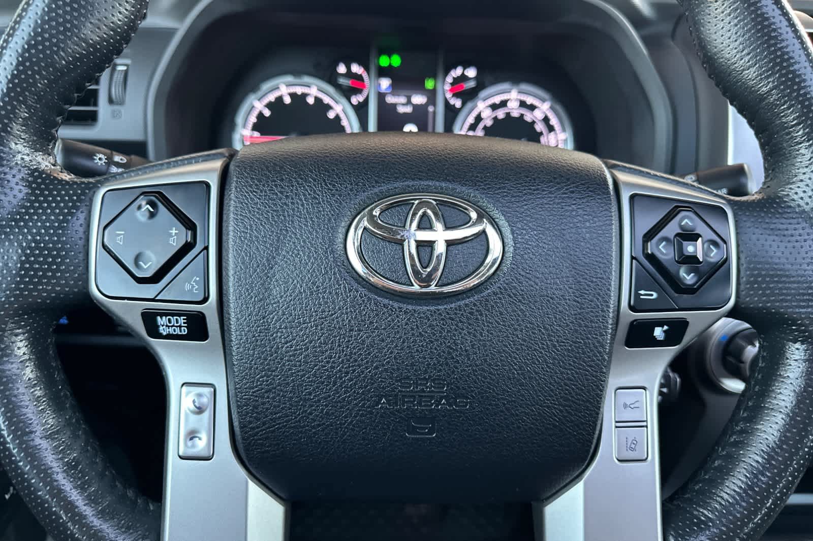 Used 2023 Toyota 4Runner Limited AWD/4WD image 25