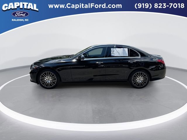 Used 2025 Mercedes-Benz C 300 4MATIC Sedan image 5