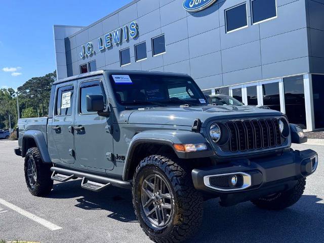 Used 2024 Jeep Gladiator Sport