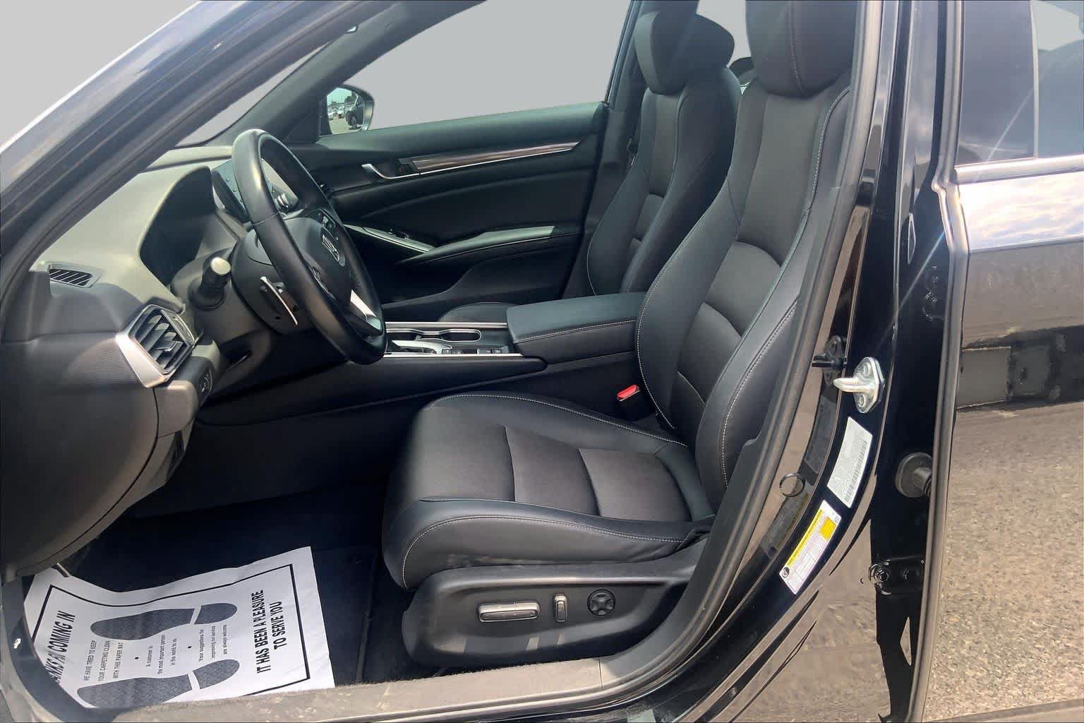 Used 2022 Honda Accord Sport image 8