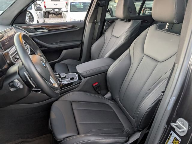 Used 2024 BMW X3 sDrive30i w/ Convenience Package RWD image 5