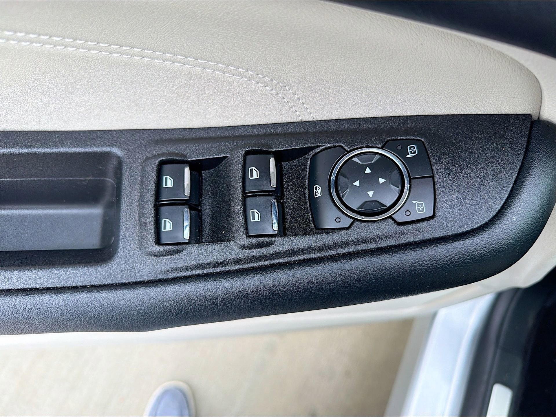 Certified 2023 Ford Edge Titanium AWD/4WD image 19