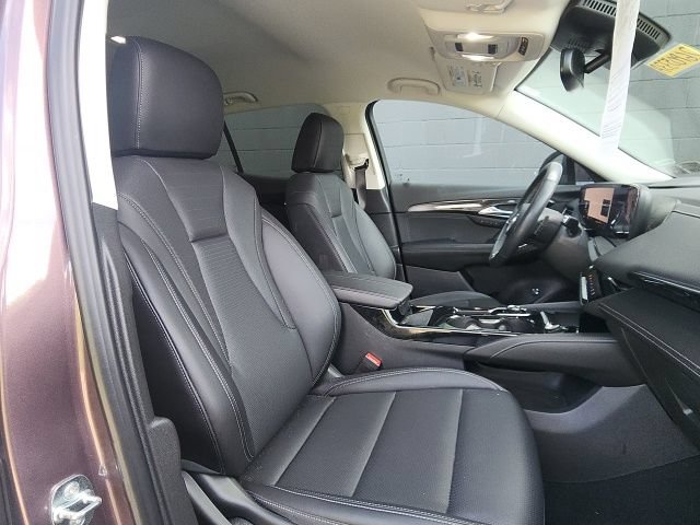 Used 2024 Buick Envision Preferred AWD/4WD image 11