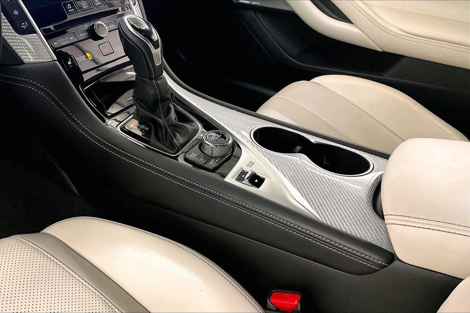 Used 2018 INFINITI Q60 Red Sport 400 w/ Pro Active Package image 16