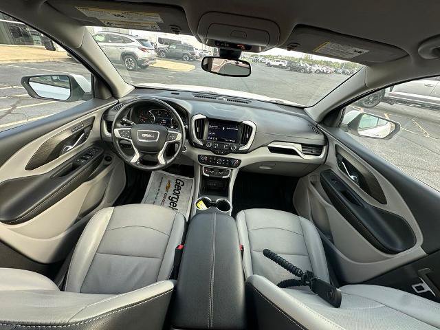 Used 2022 GMC Terrain SLT w/ LPO, Floor Liner Package FWD image 5