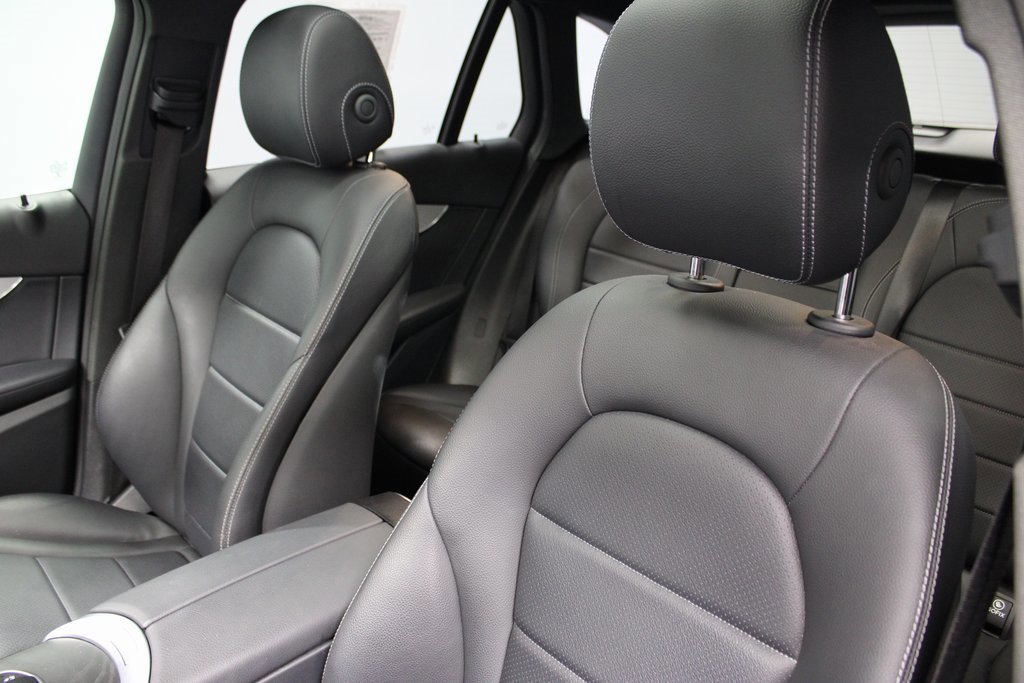 Used 2021 Mercedes-Benz GLC 300 image 24